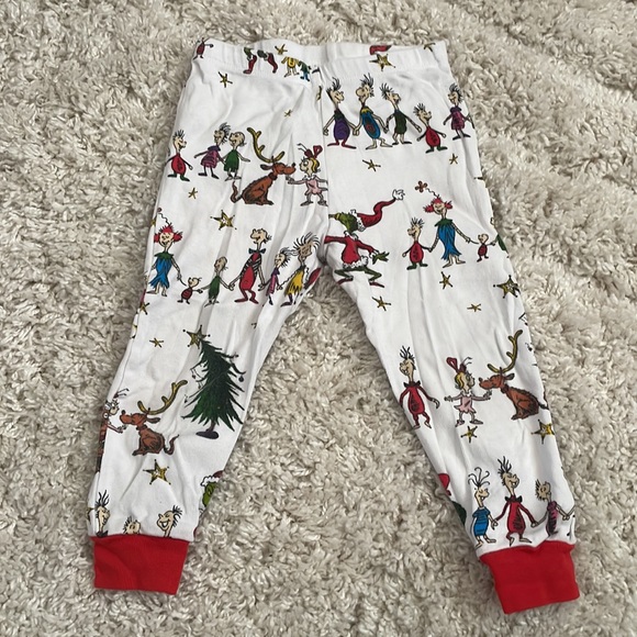 Potterybarn Kids & Adult Women’s Grinch Pj Set - Picture 5 of 11
